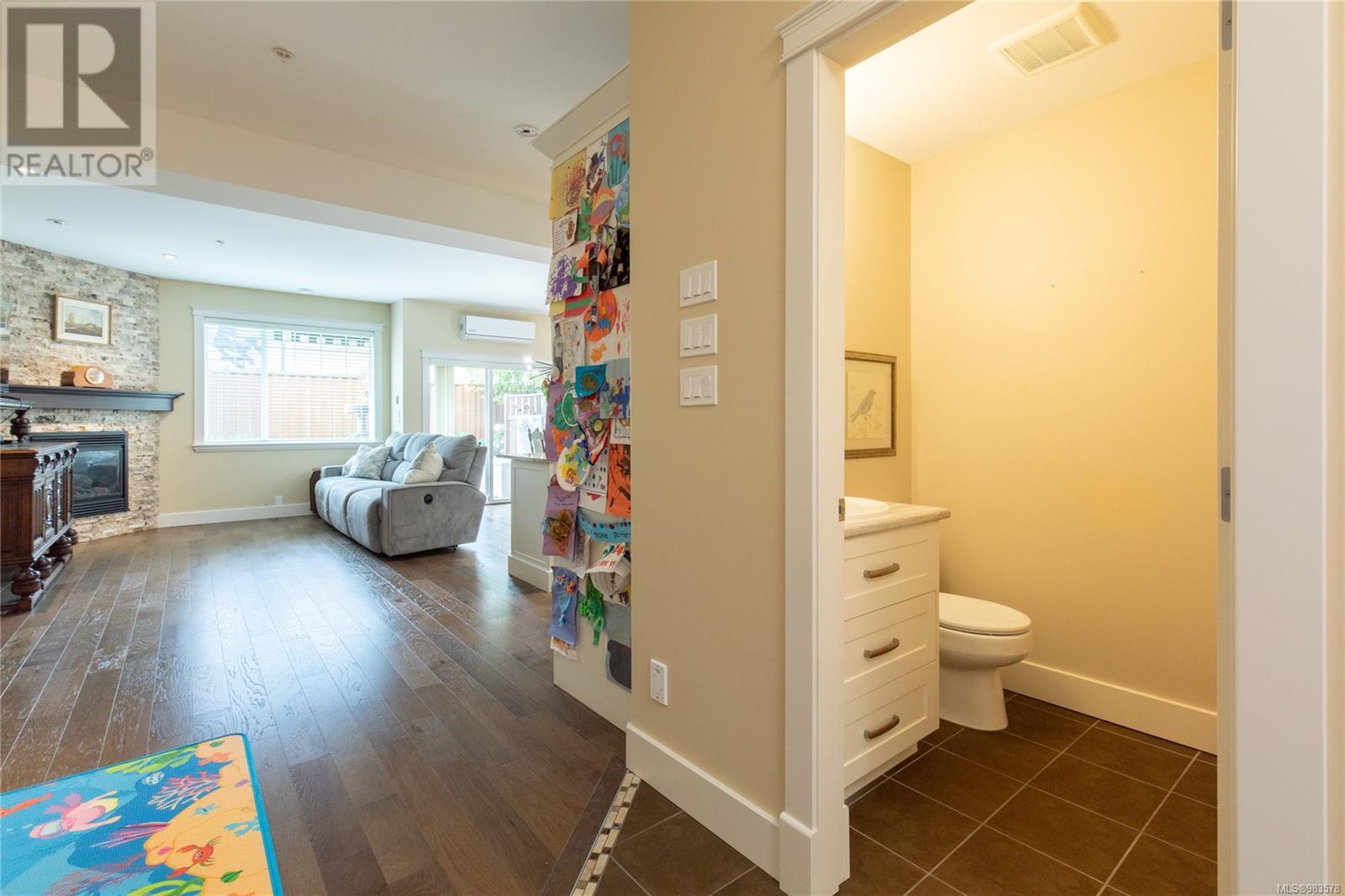 13 344 Hirst Ave Property Photo 40
