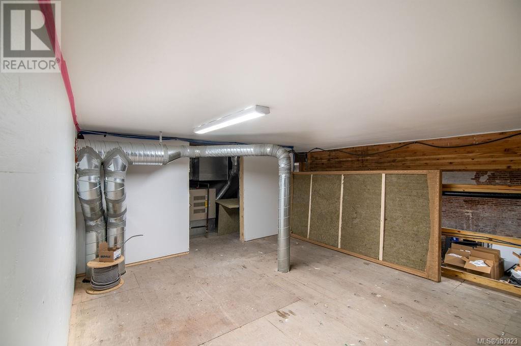 2712 Dunsmuir Ave Property Photo 42