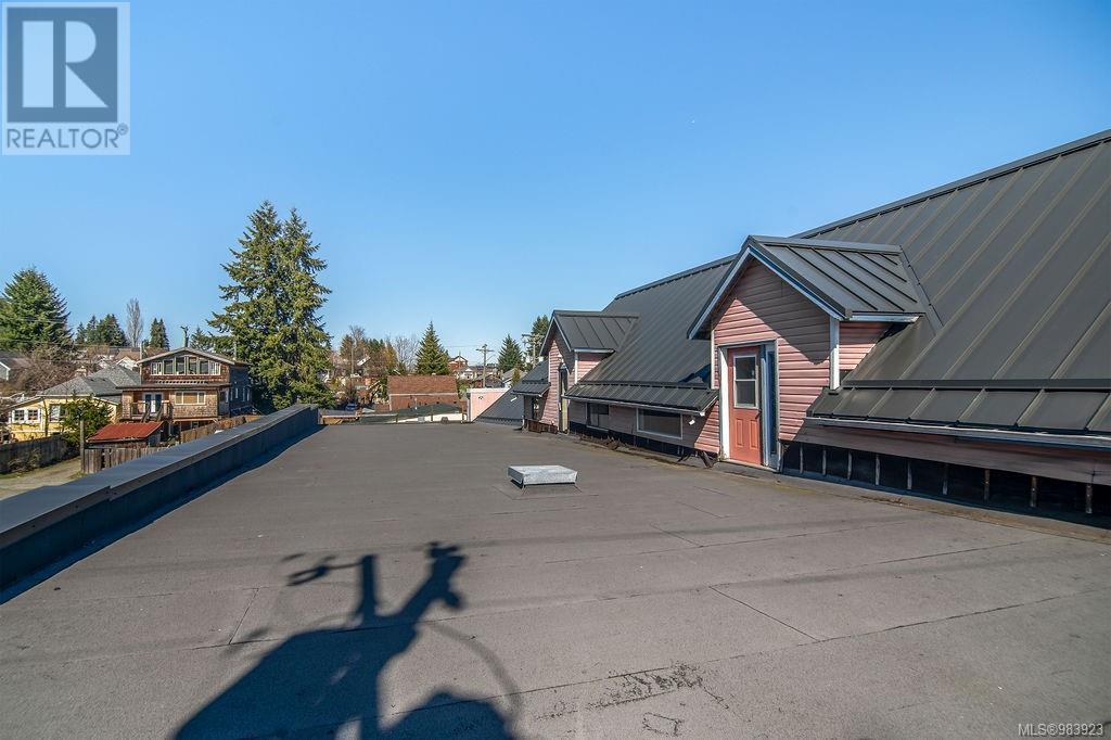 2712 Dunsmuir Ave Property Photo 53