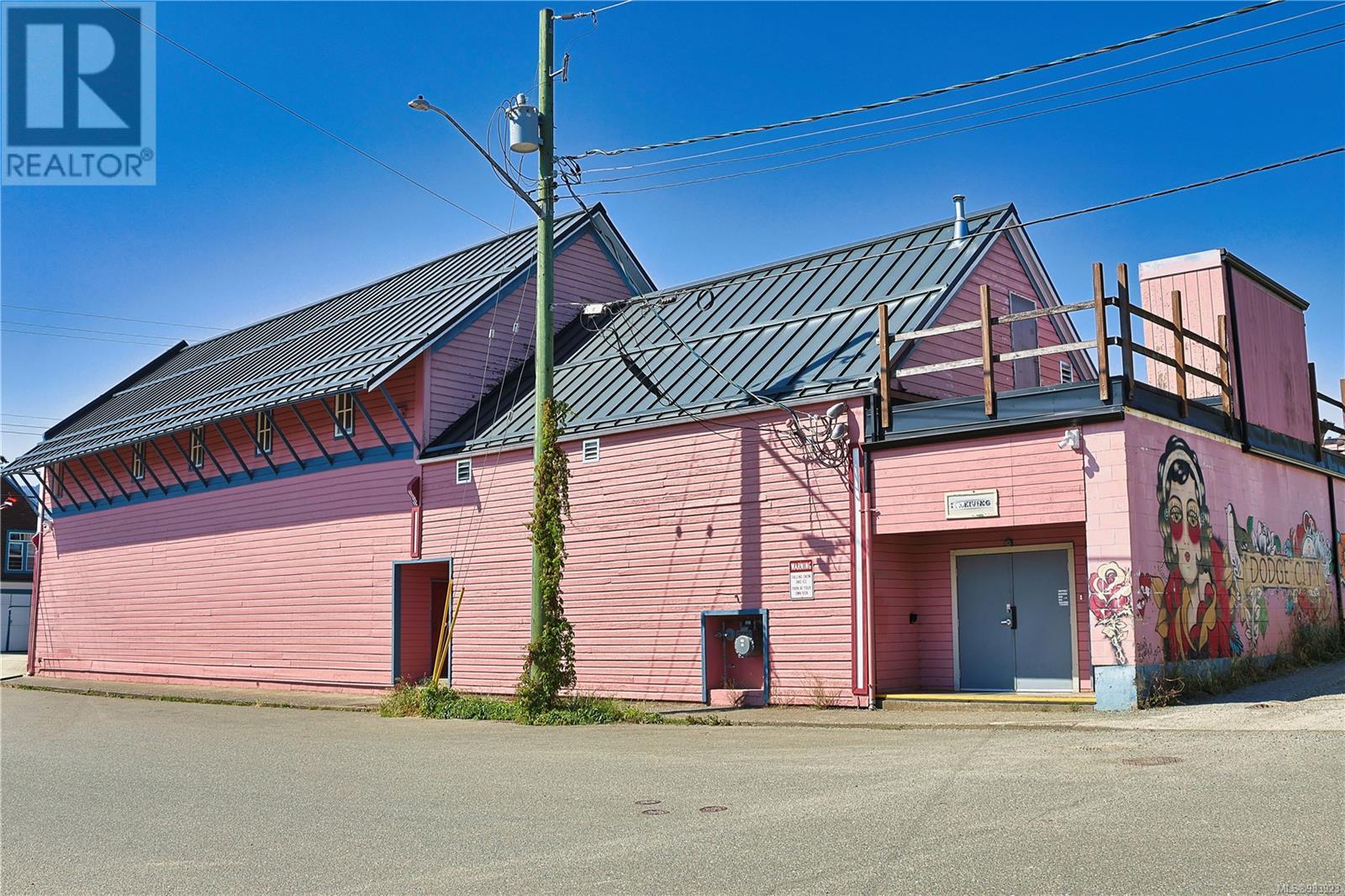 2712 Dunsmuir Ave Property Photo 65