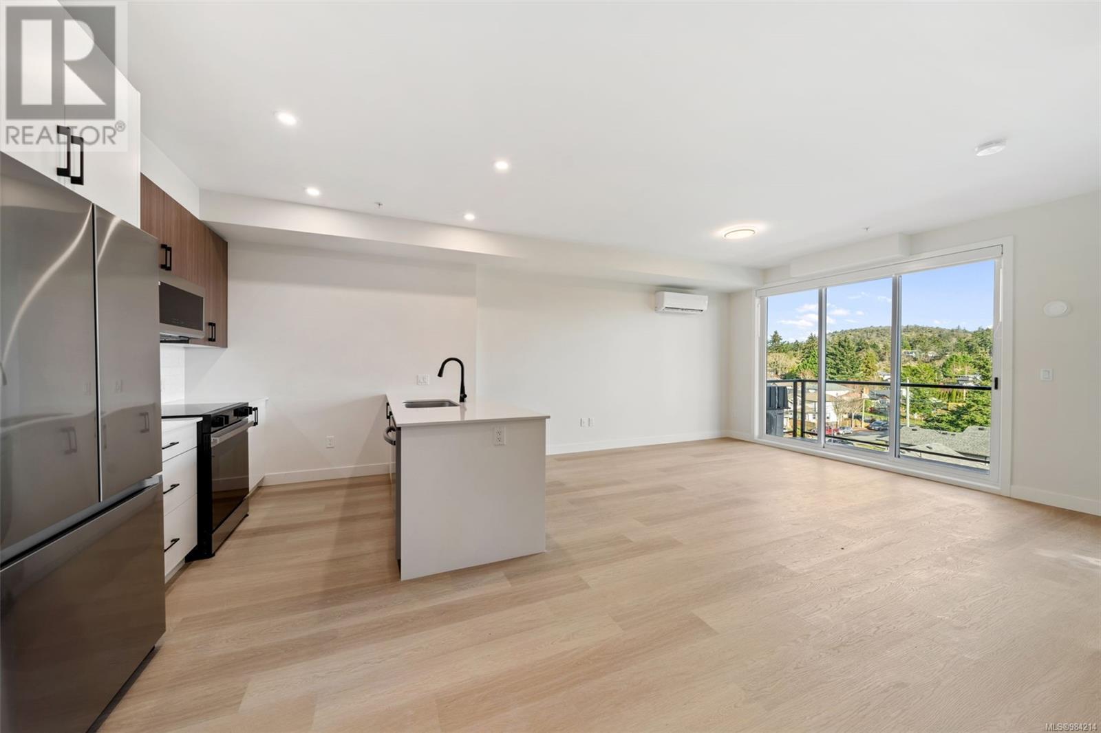 405 2770 Winster Rd Property Photo 1