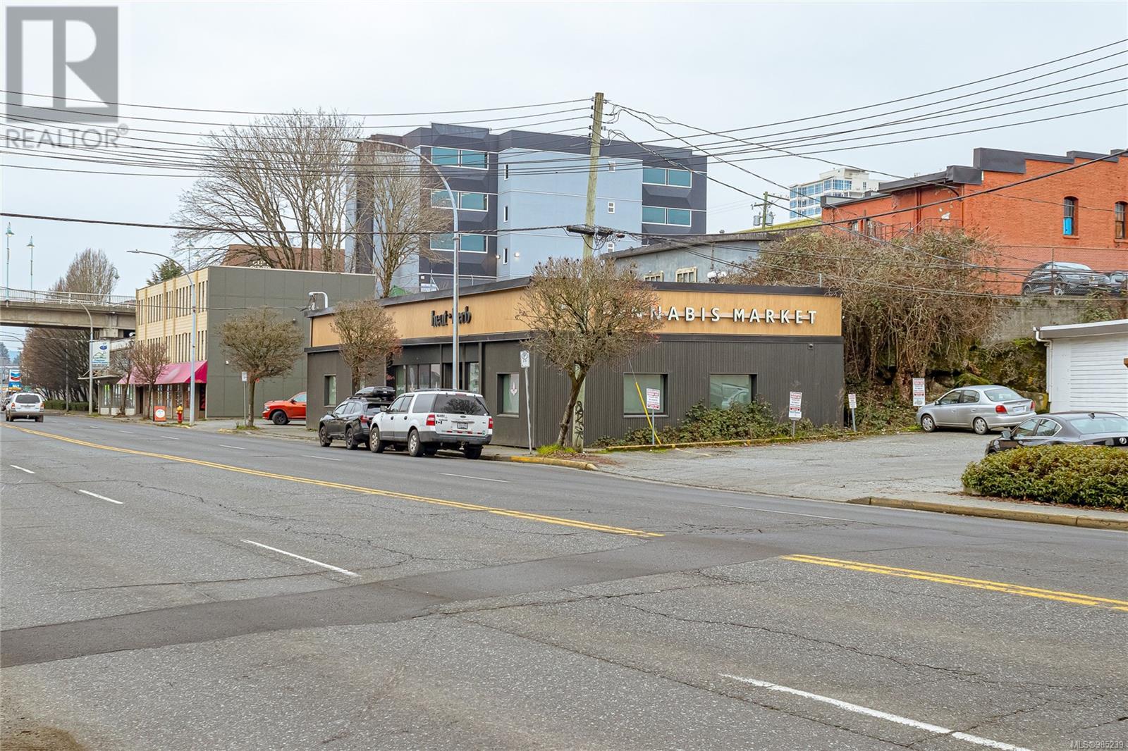 350 Terminal Ave Property Photo 1