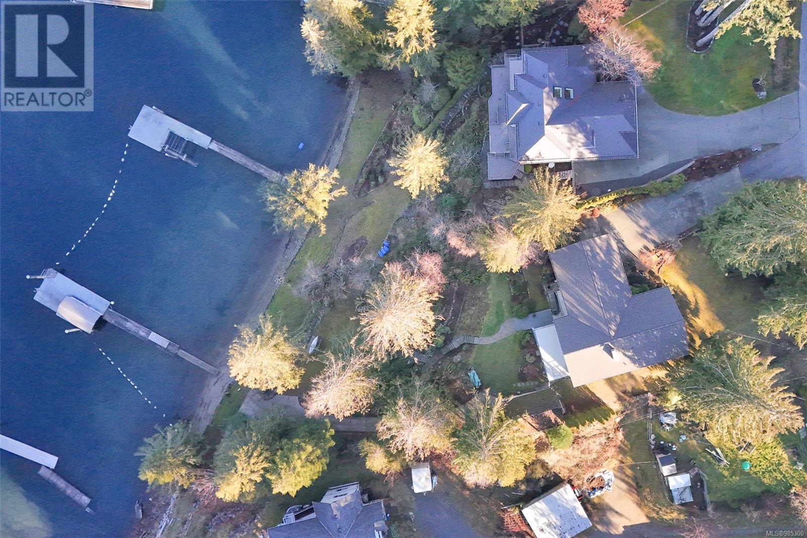 10124 Stirling Arm Cres Property Photo 2