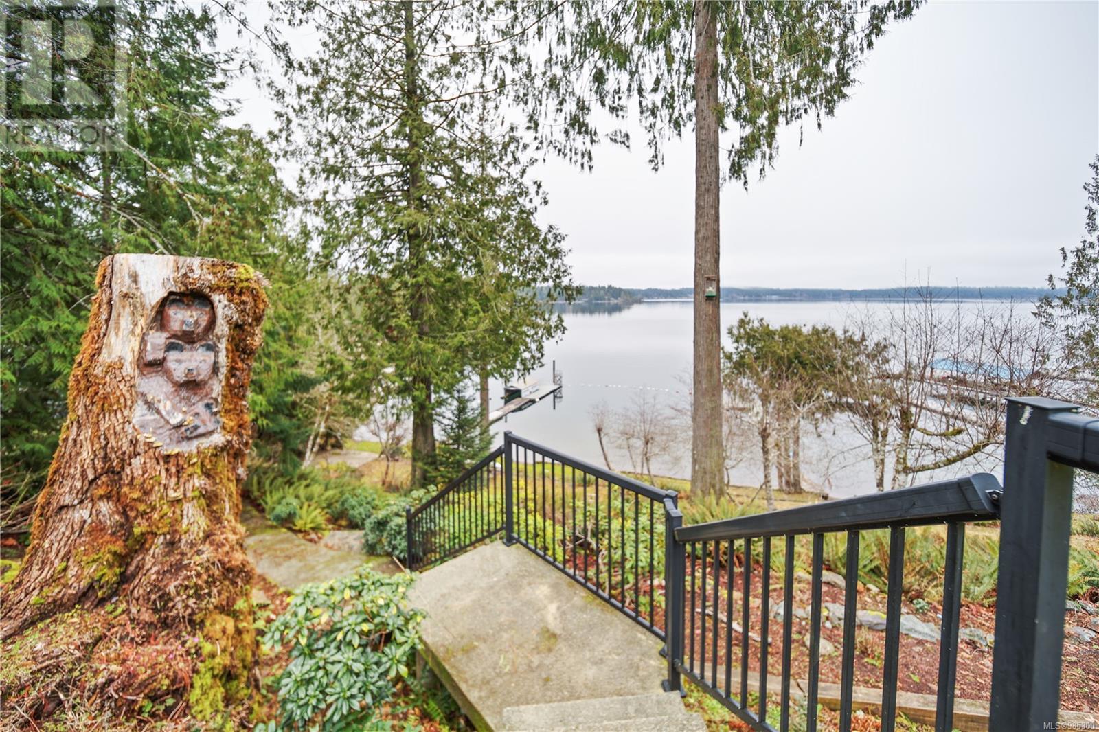 10124 Stirling Arm Cres Property Photo 10