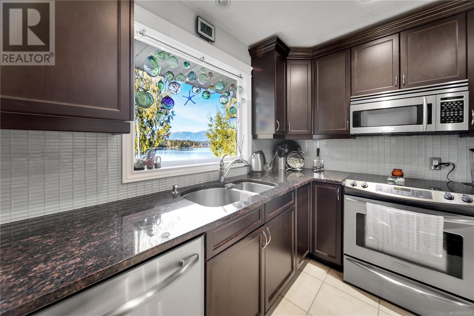 10124 Stirling Arm Cres Property Photo 20