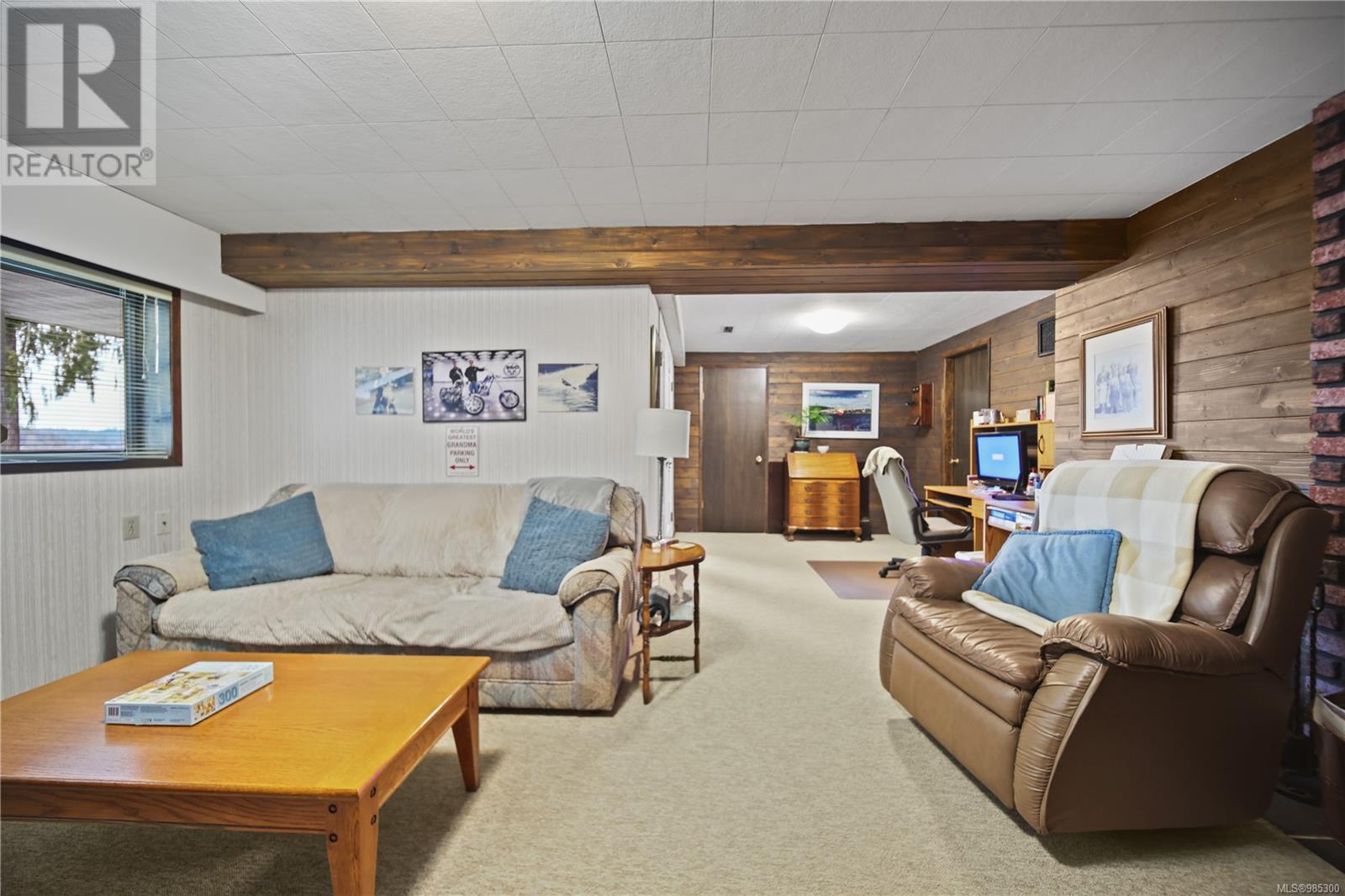 10124 Stirling Arm Cres Property Photo 41