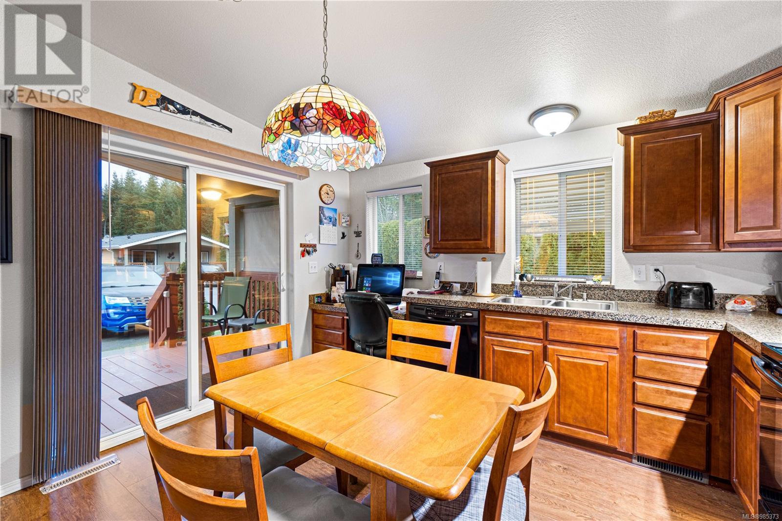 11 525 Jim Cram Dr N Property Photo 8