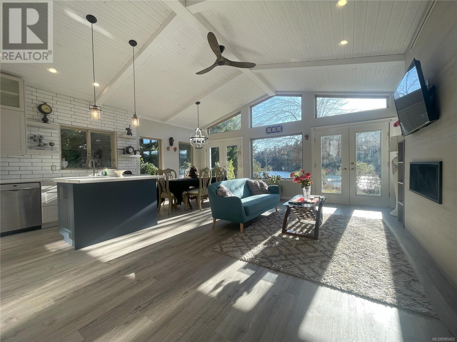 4712 Shell Beach Rd Property Photo 10