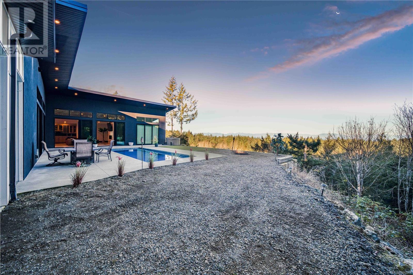 6290 Phantom Rd Property Photo 55