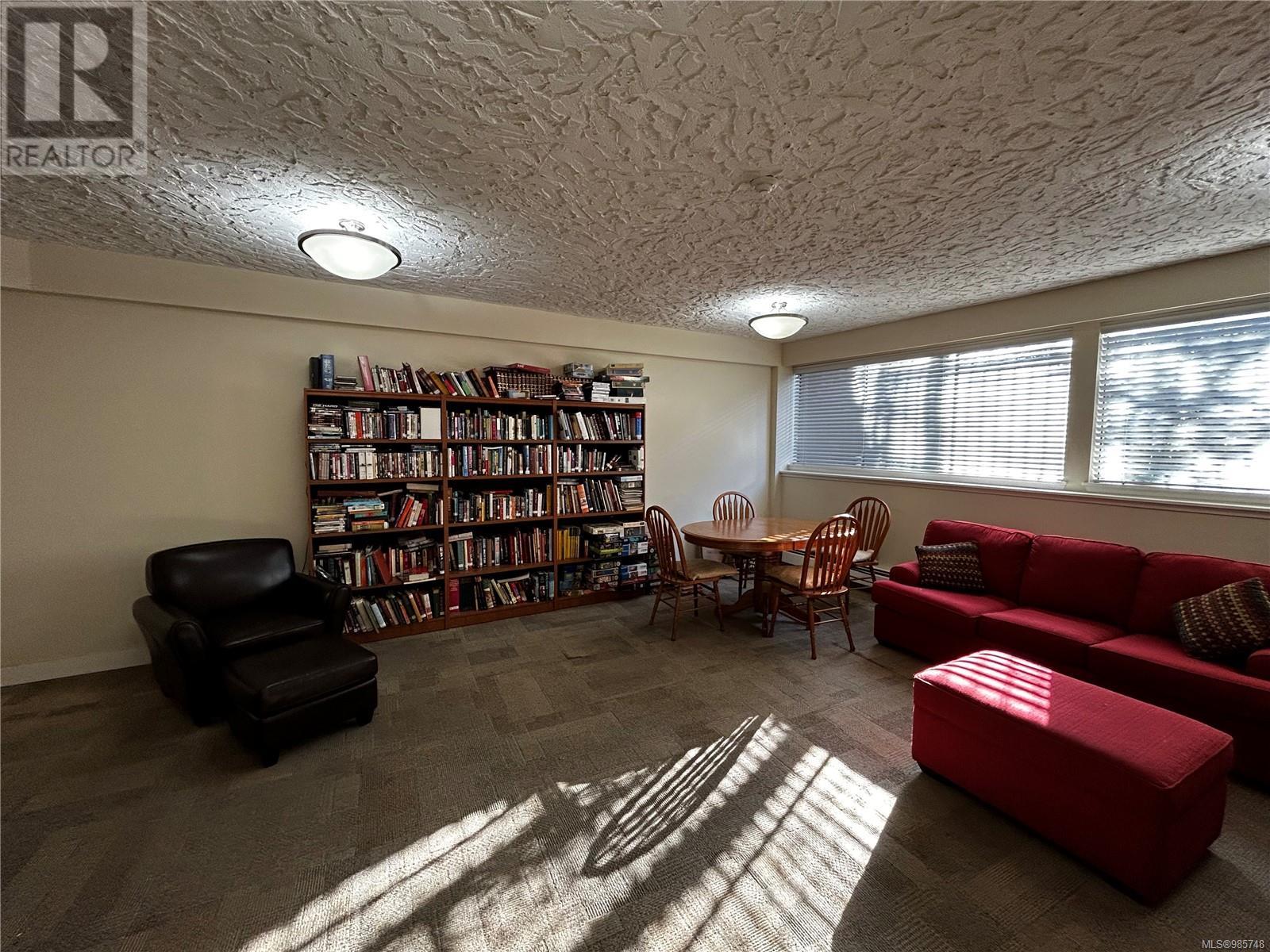 101 777 Blanshard St Property Photo 17
