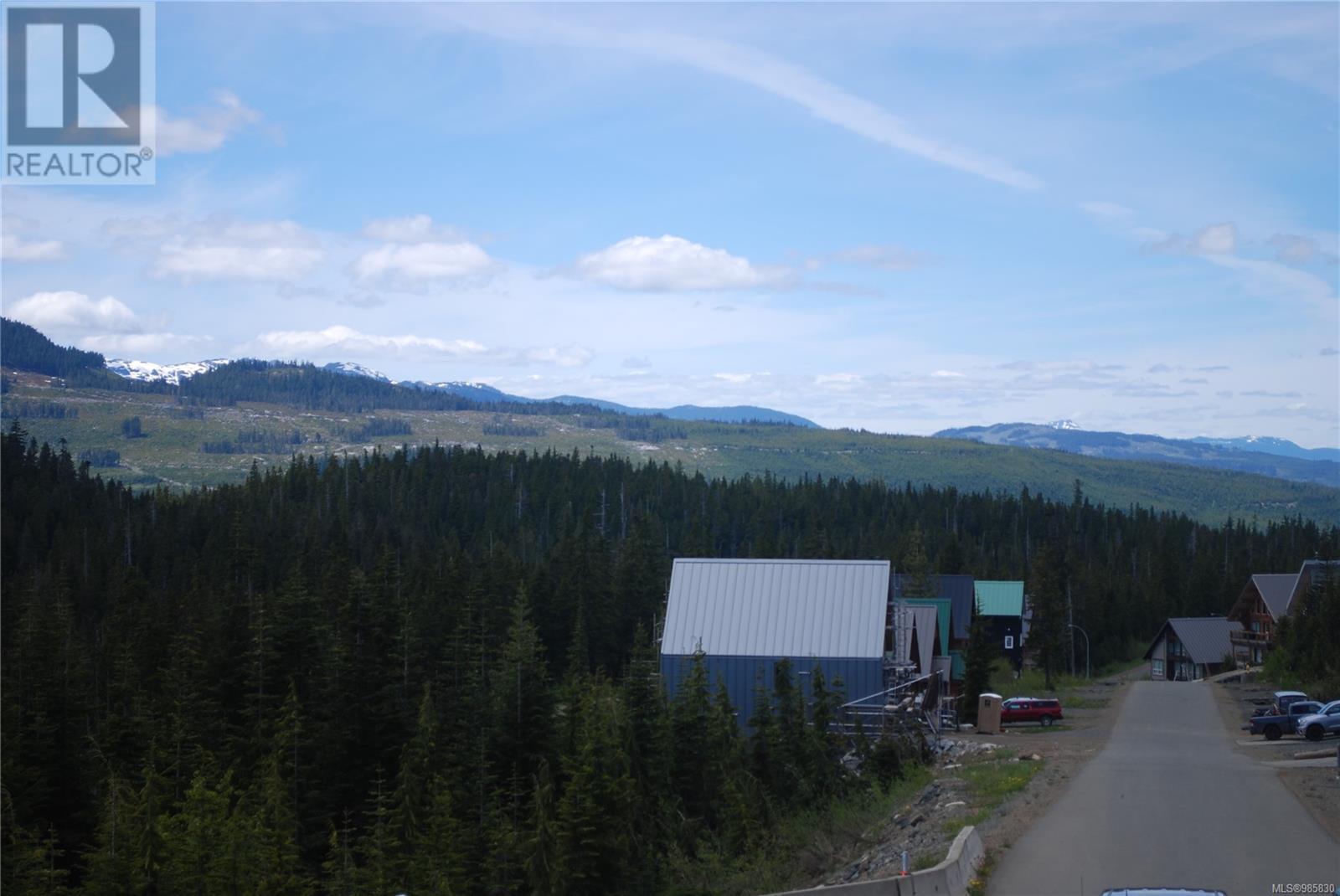 720 Arrowsmith Ridge Property Photo 9