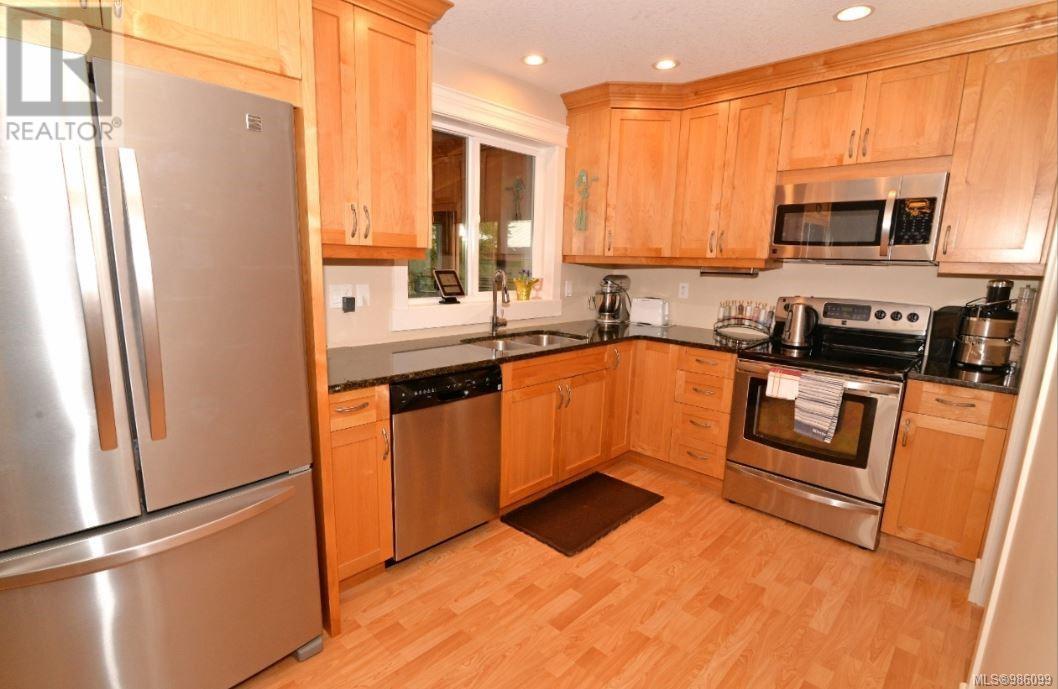 1355 Hodges Rd Property Photo 11