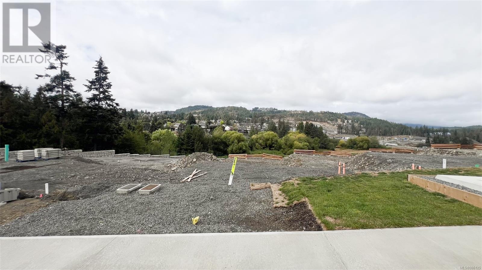 617 Madrona Ridge Property Photo 6