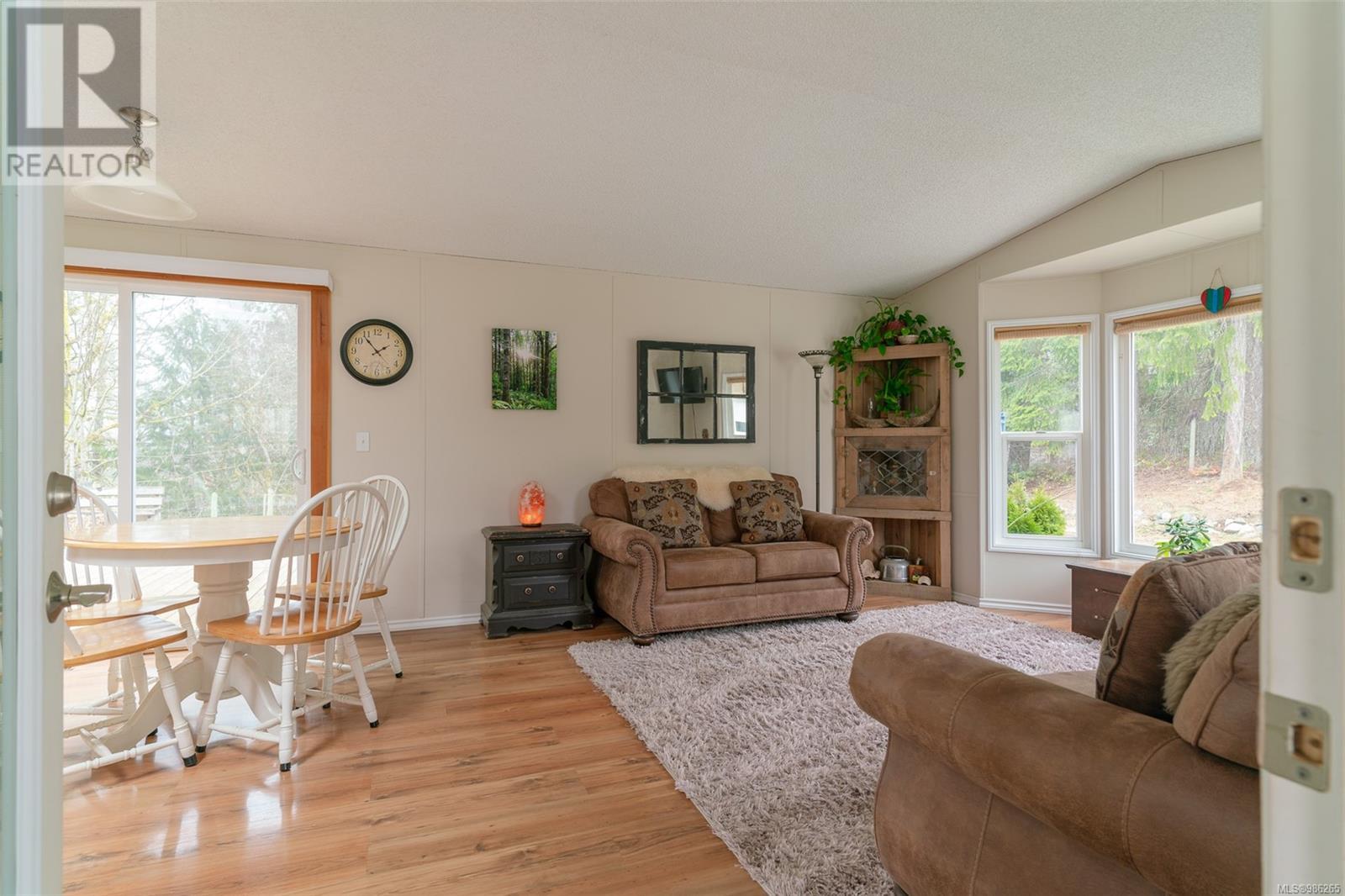 7100 Beaver Creek Rd Property Photo 5