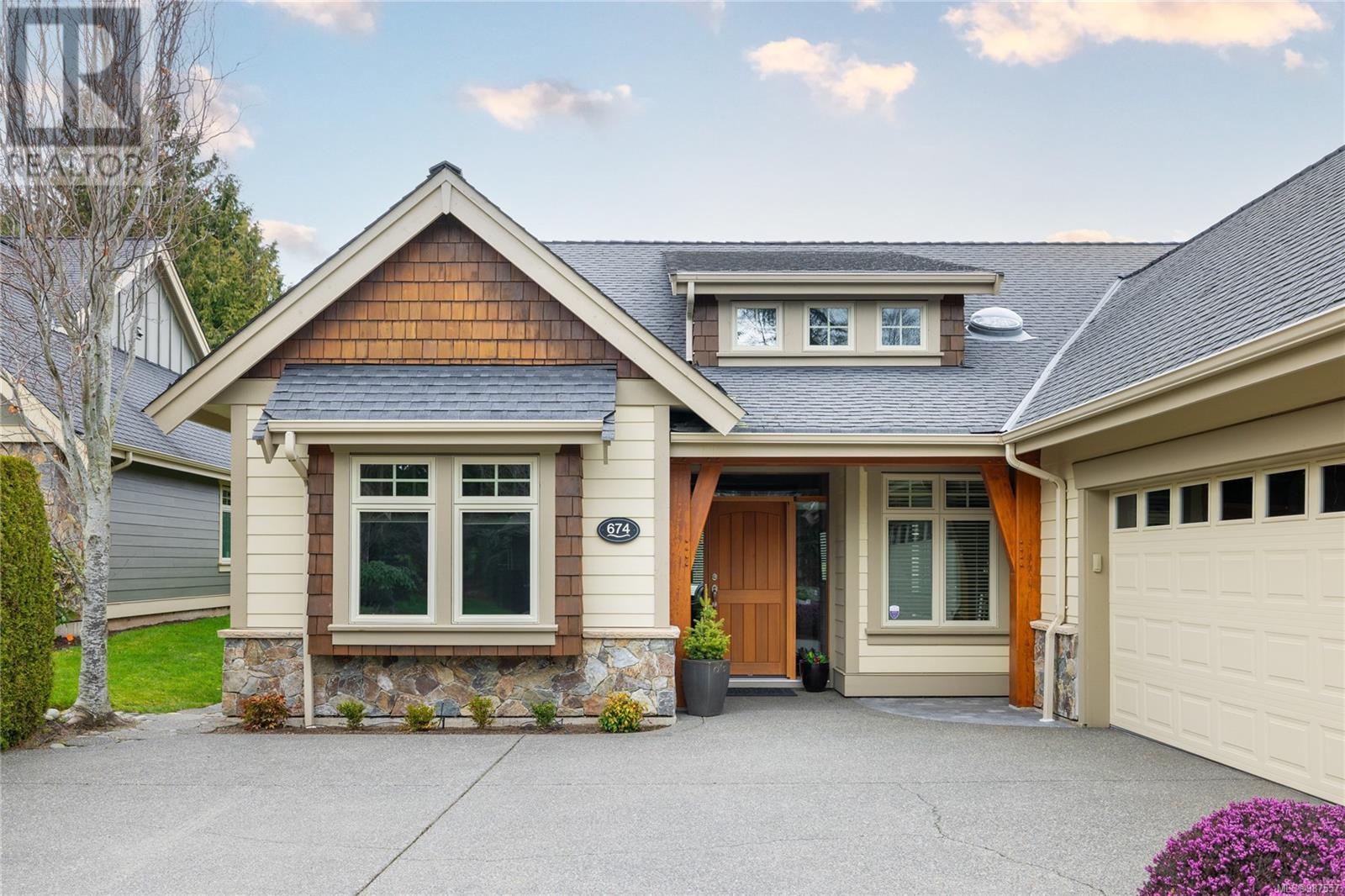 Eaglewood Real Estate Listings Main Image