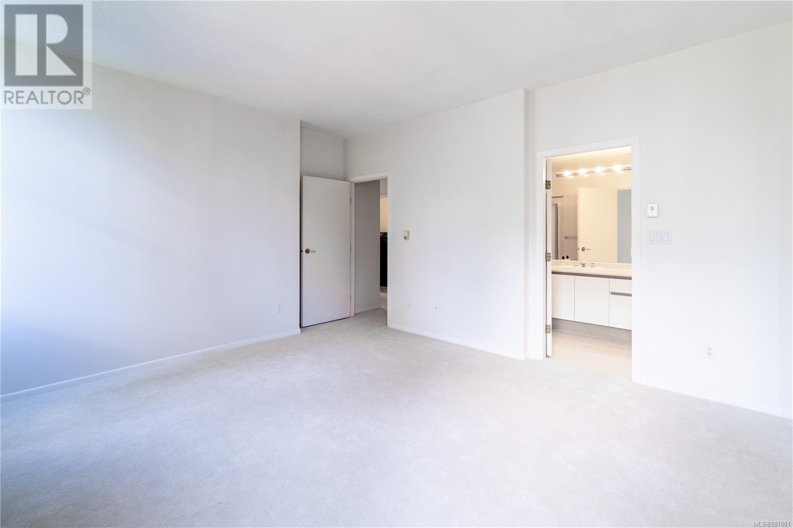 210 188 Douglas St Property Photo 14