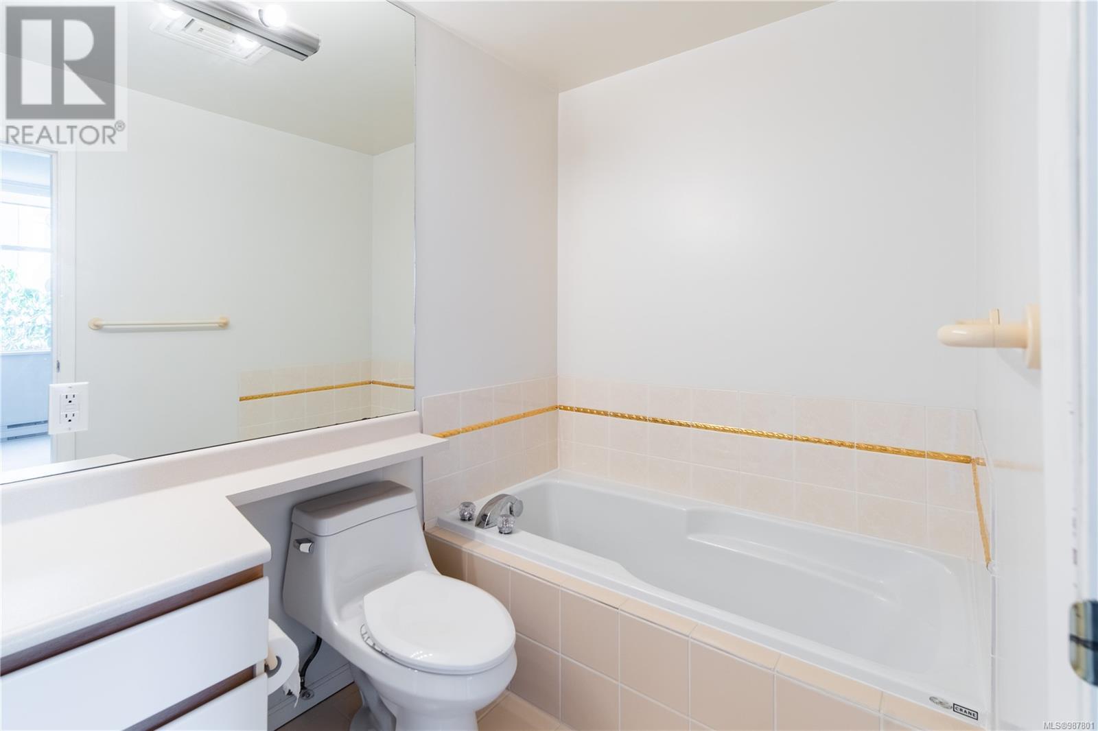 210 188 Douglas St Property Photo 16
