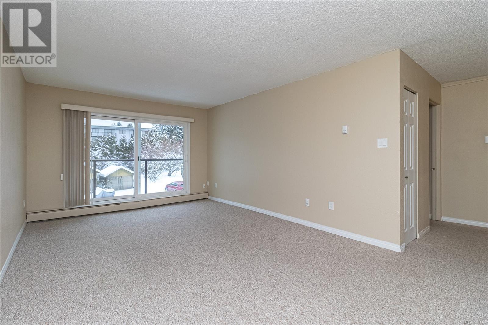 308 218 Bayview Ave Property Photo 9