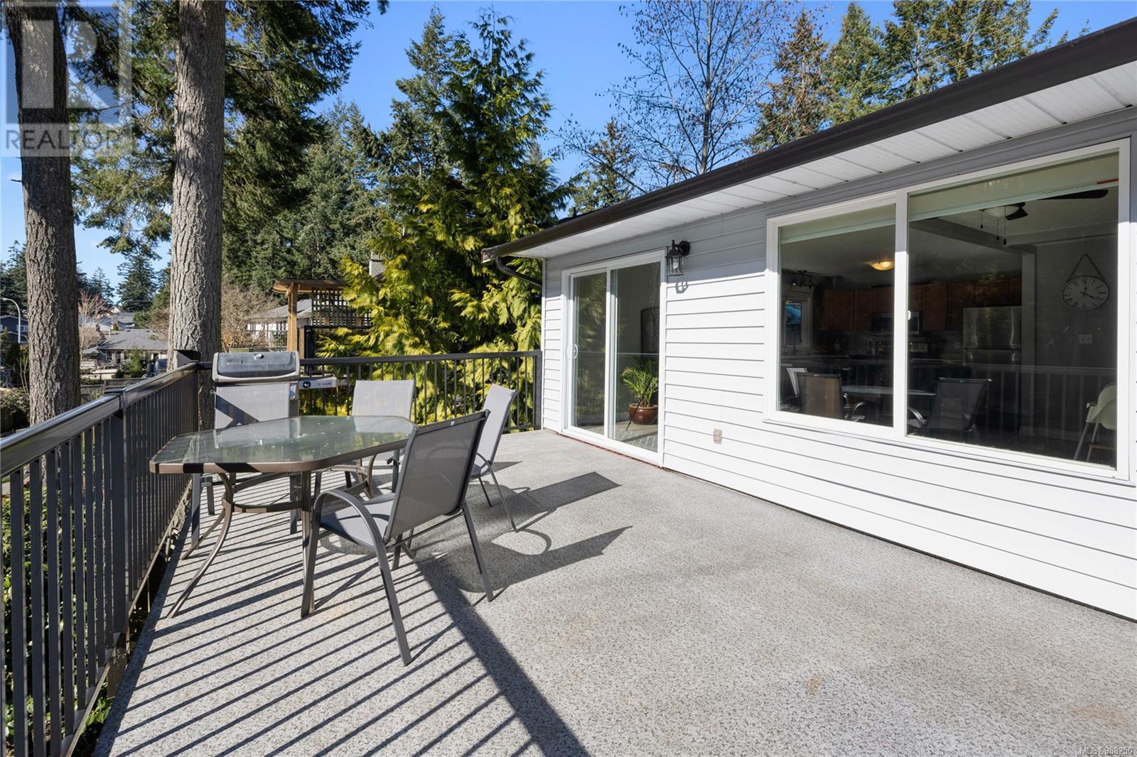 4117 Ross Rd Property Photo 13