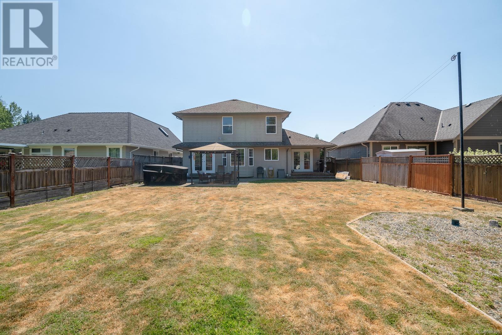 5575 Woodland Cres E Property Photo 35