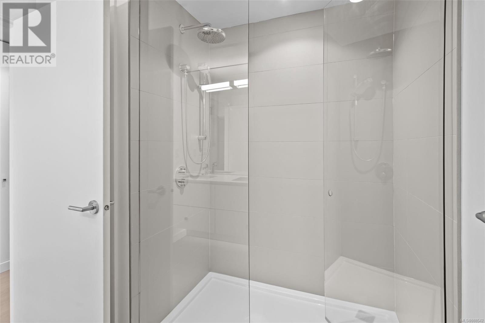 301 430 Parry St Property Photo 17