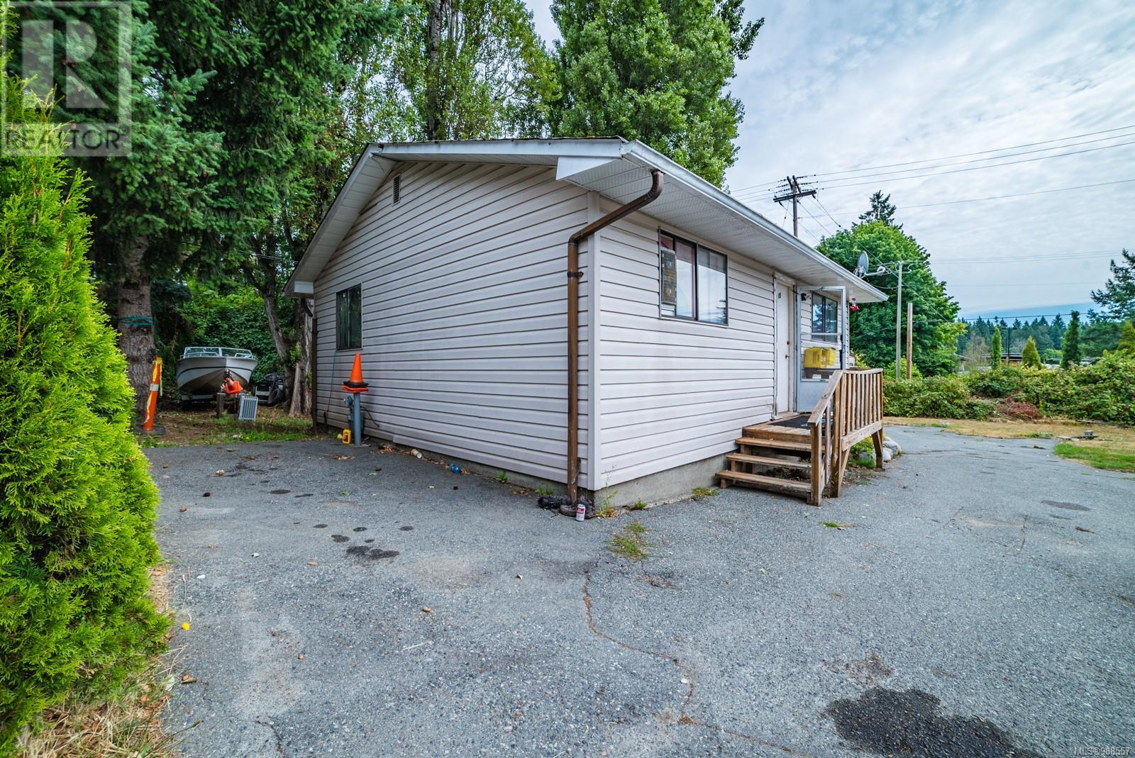 1226 Lawlor Rd Property Photo 41