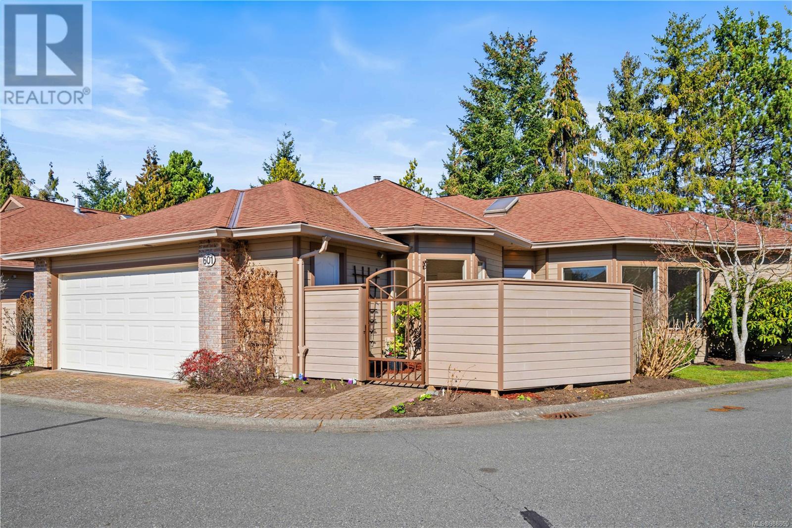 Arbour Glen Real Estate Listings Main Image