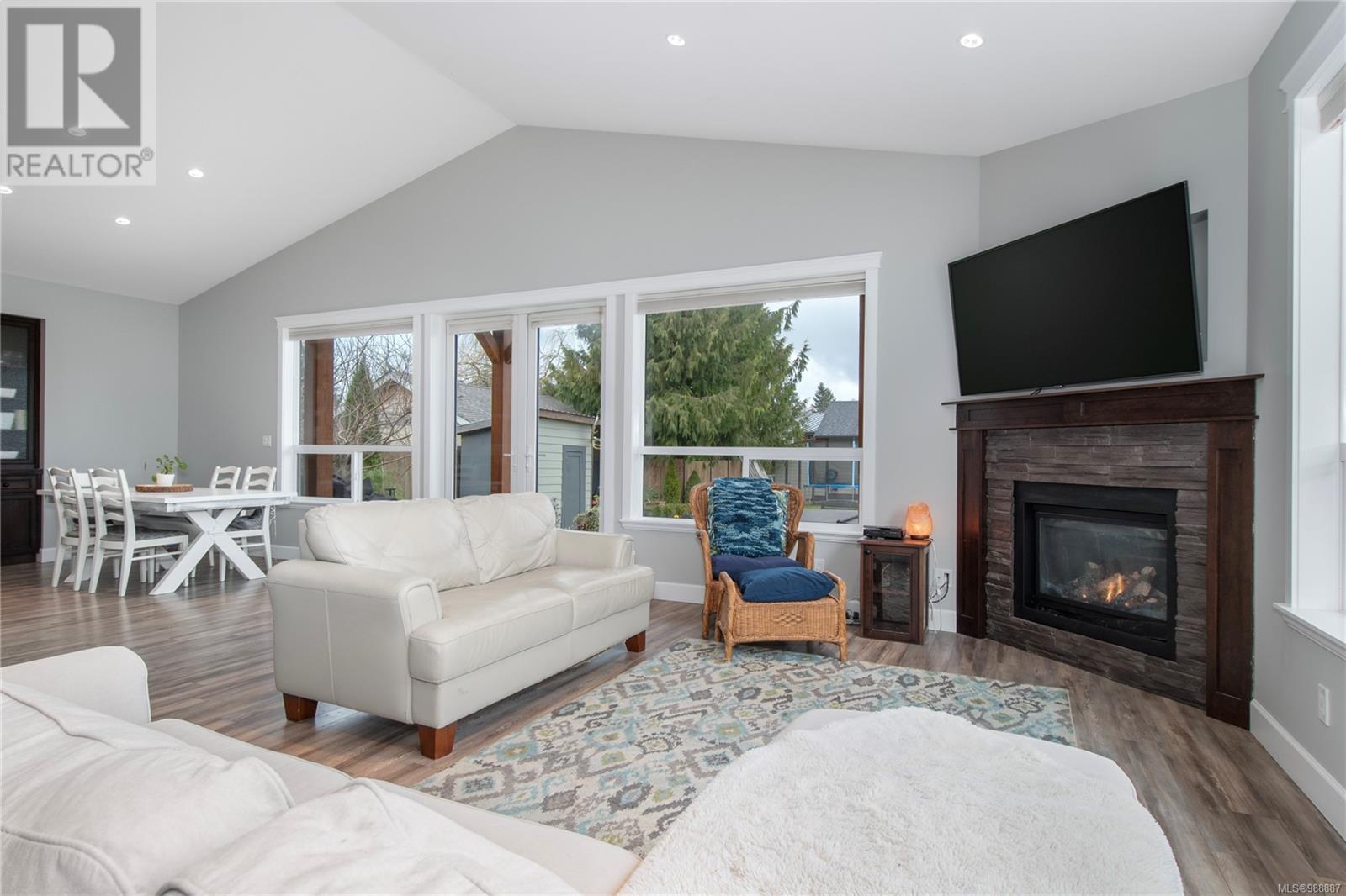 3819 Stuart Pl Property Photo 12