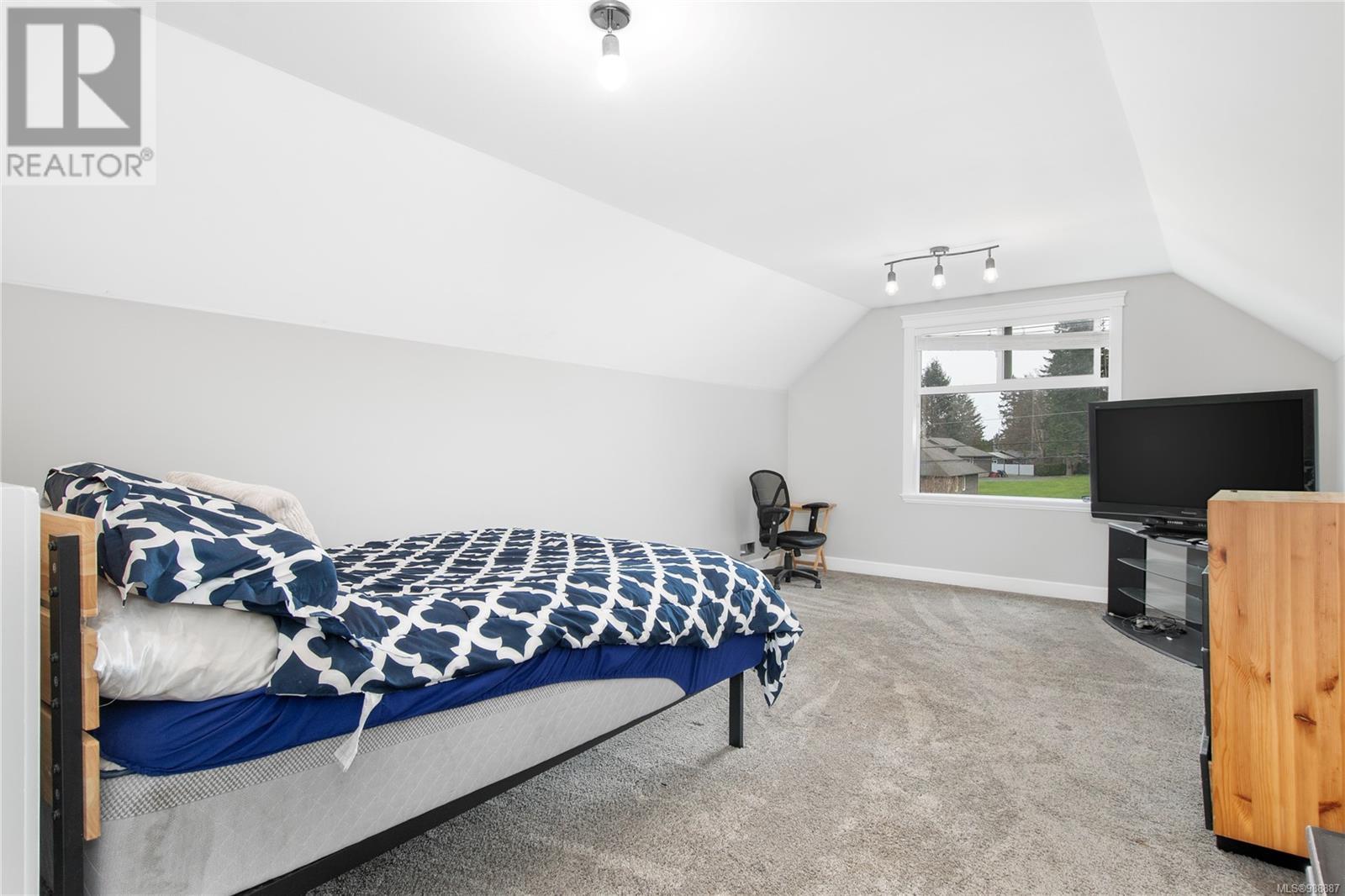 3819 Stuart Pl Property Photo 28