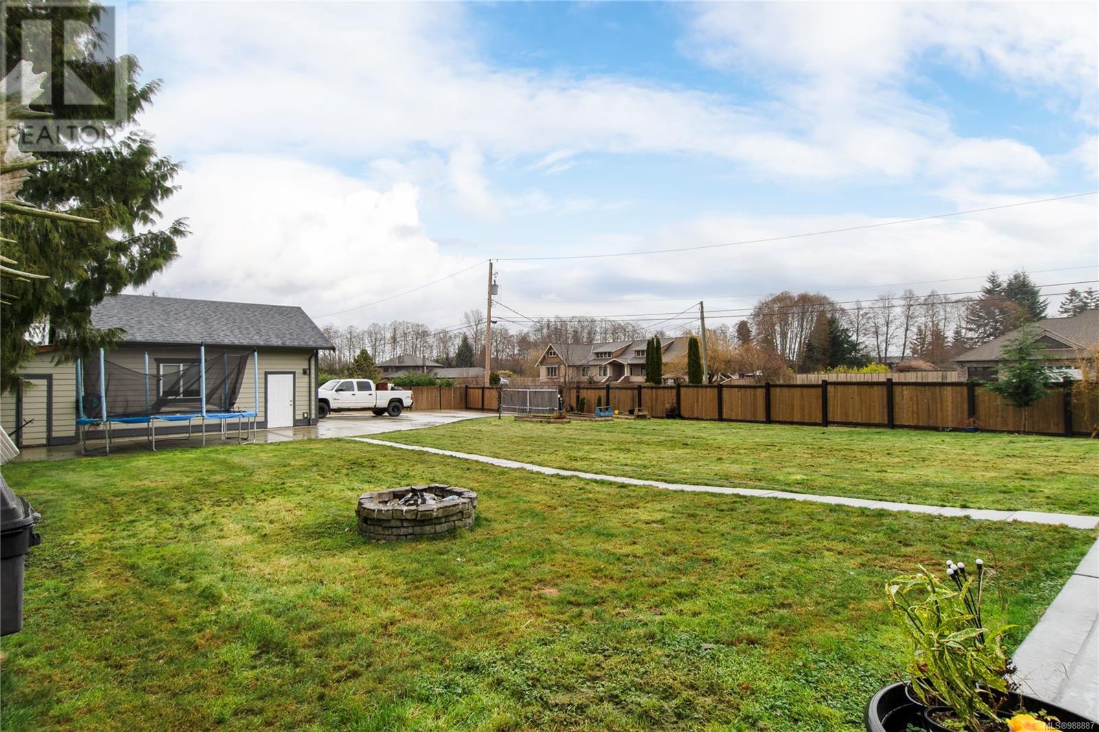 3819 Stuart Pl Property Photo 44