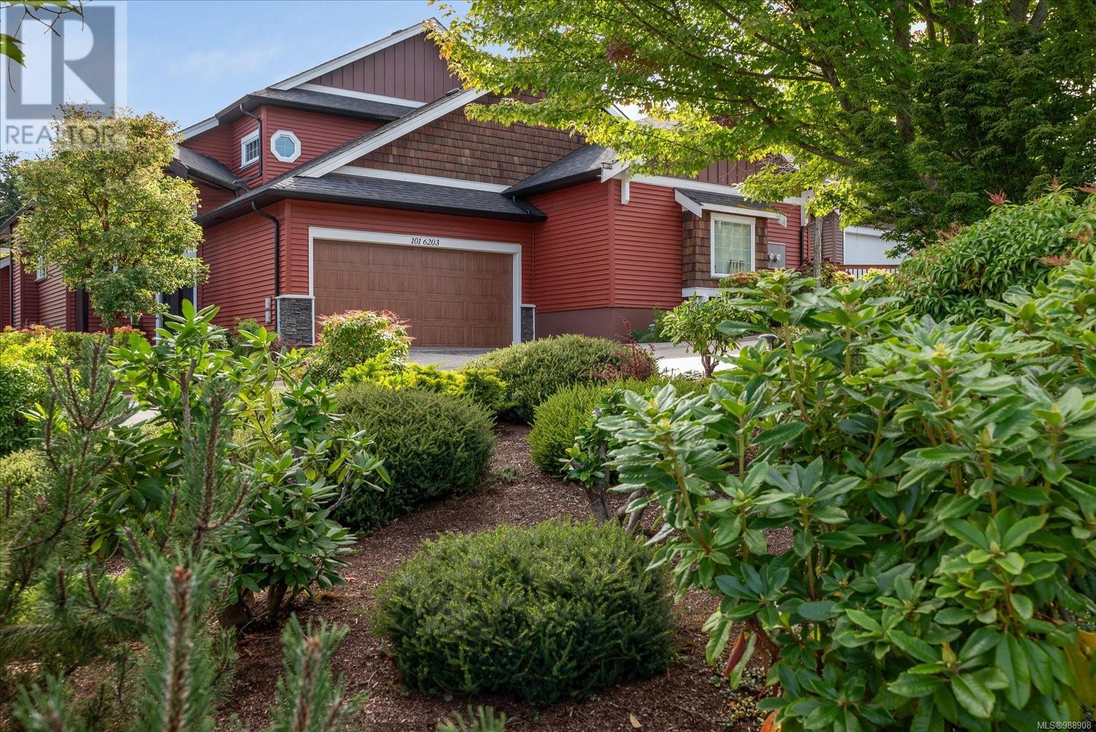 Lexington Place Real Estate Listings Main Image