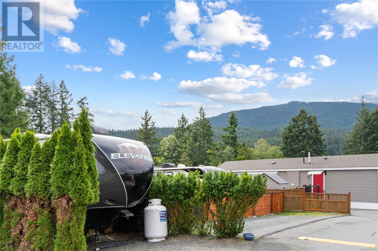 2106 Buttle Lake Way Property Photo 1