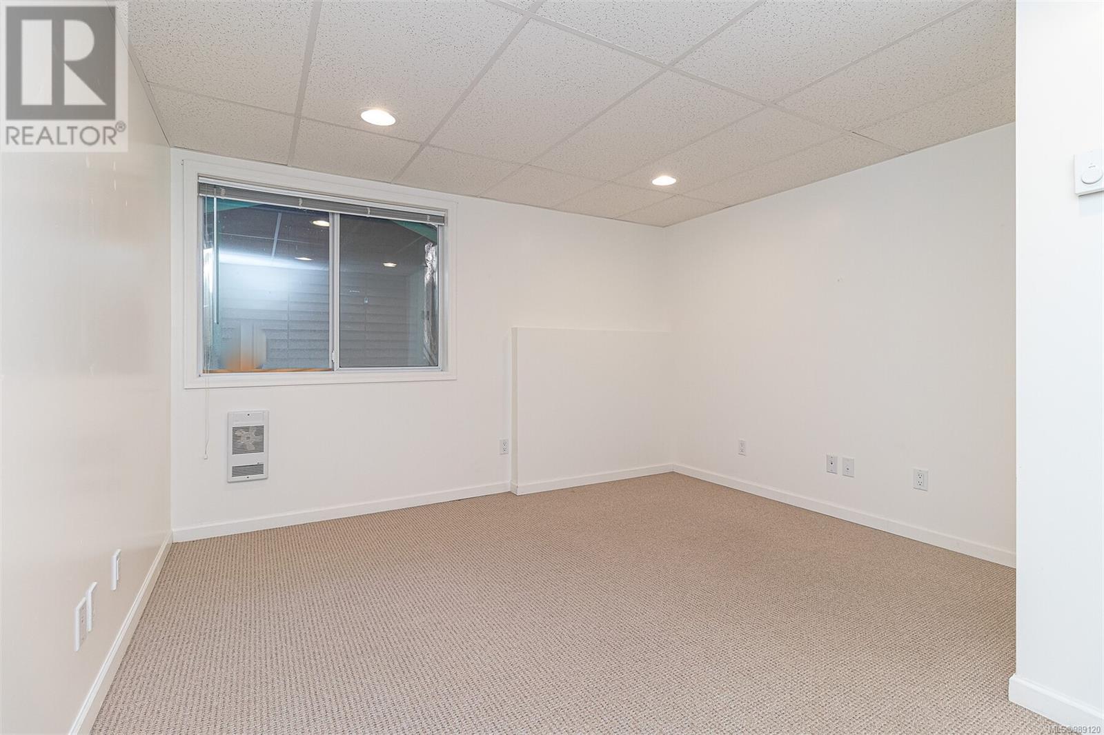 102 & 103 832 Fisgard St Property Photo 18