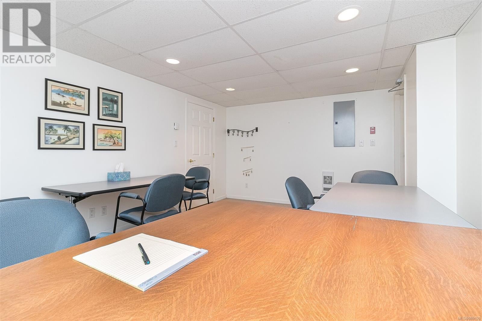 102 & 103 832 Fisgard St Property Photo 25