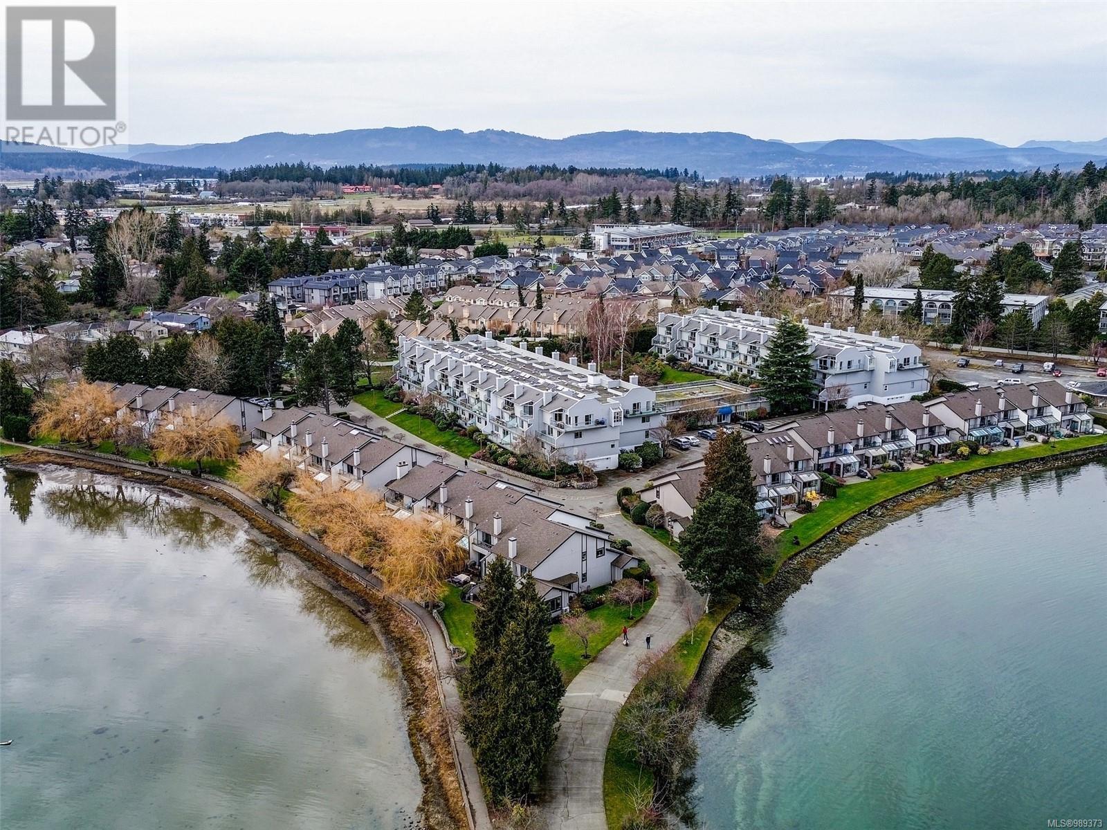 Resthaven By The Sea Real Estate Listings Main Image