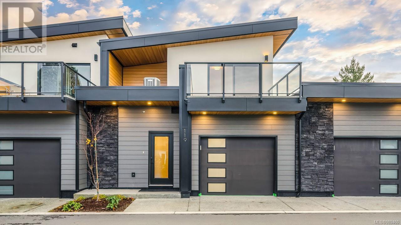 Duo Luxury Townhomes Real Estate Listings Main Image