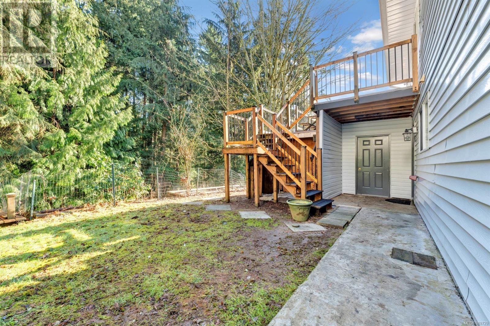 711 Starling Pl Property Photo 24