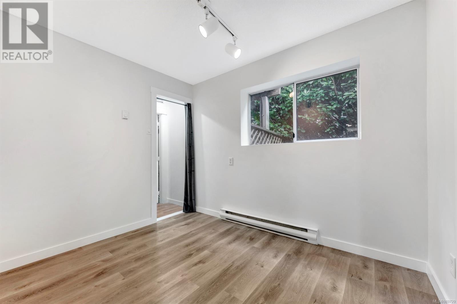 711 Starling Pl Property Photo 35