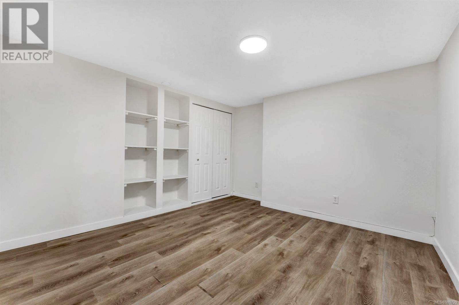 711 Starling Pl Property Photo 37