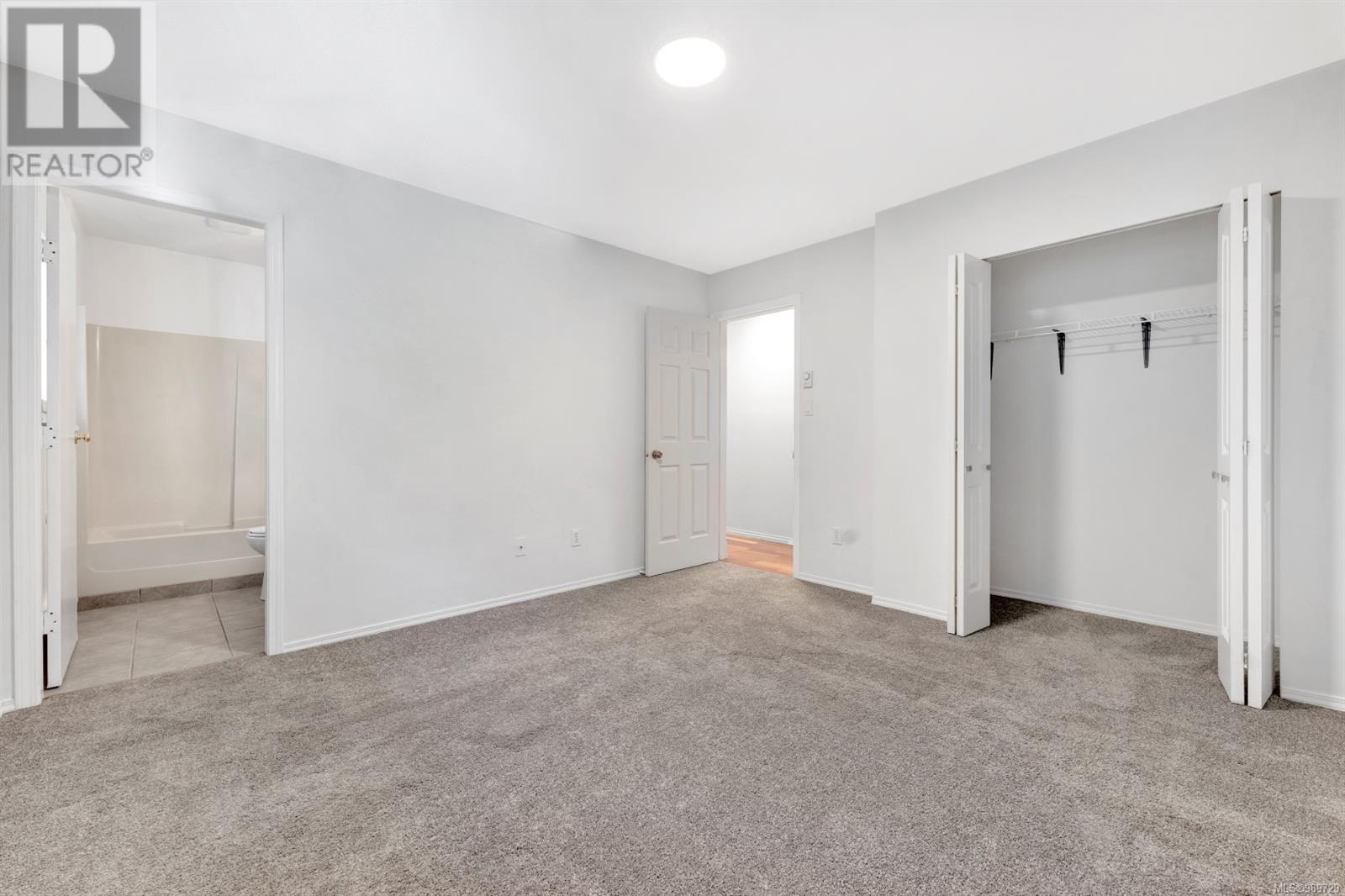 711 Starling Pl Property Photo 42