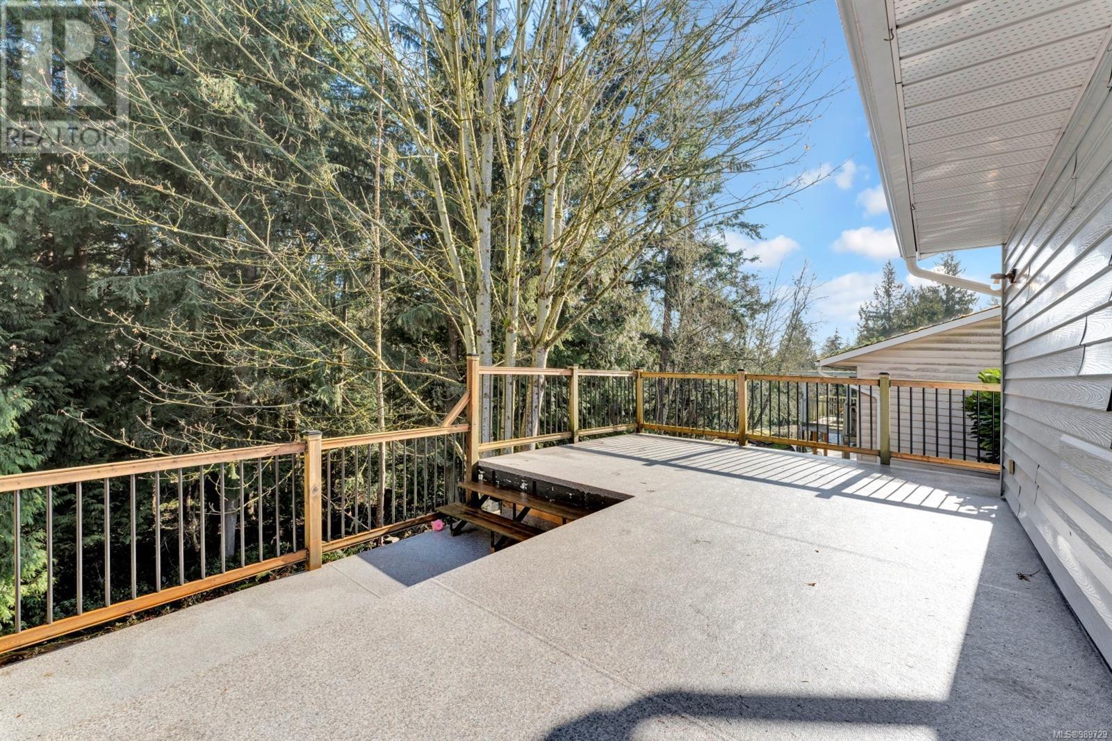 711 Starling Pl Property Photo 43