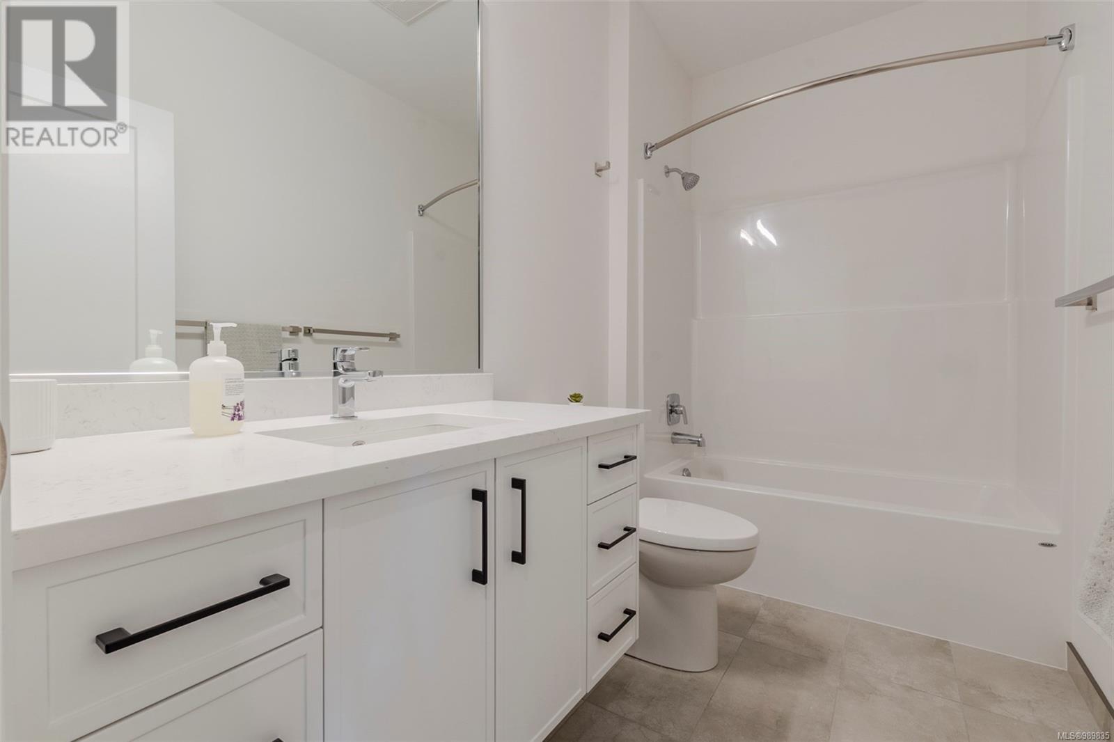 1234 Viewtop Road #114 Property Photo 11