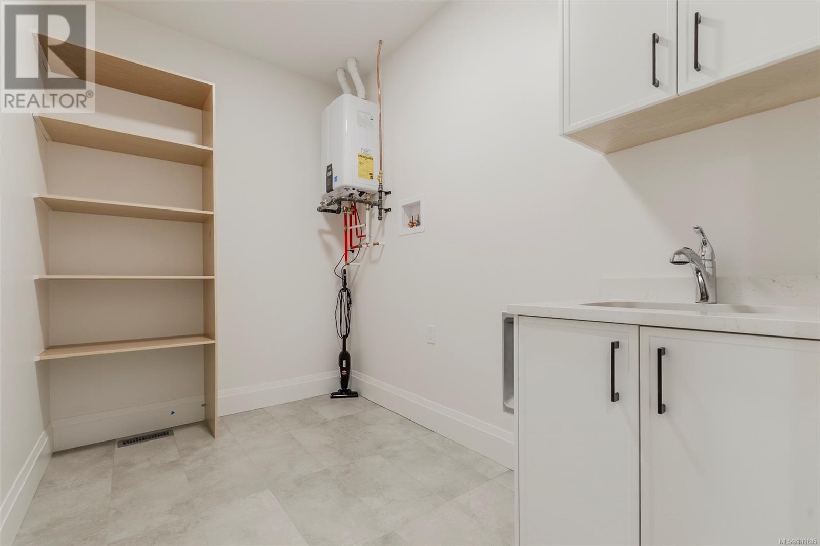 1234 Viewtop Road #114 Property Photo 13