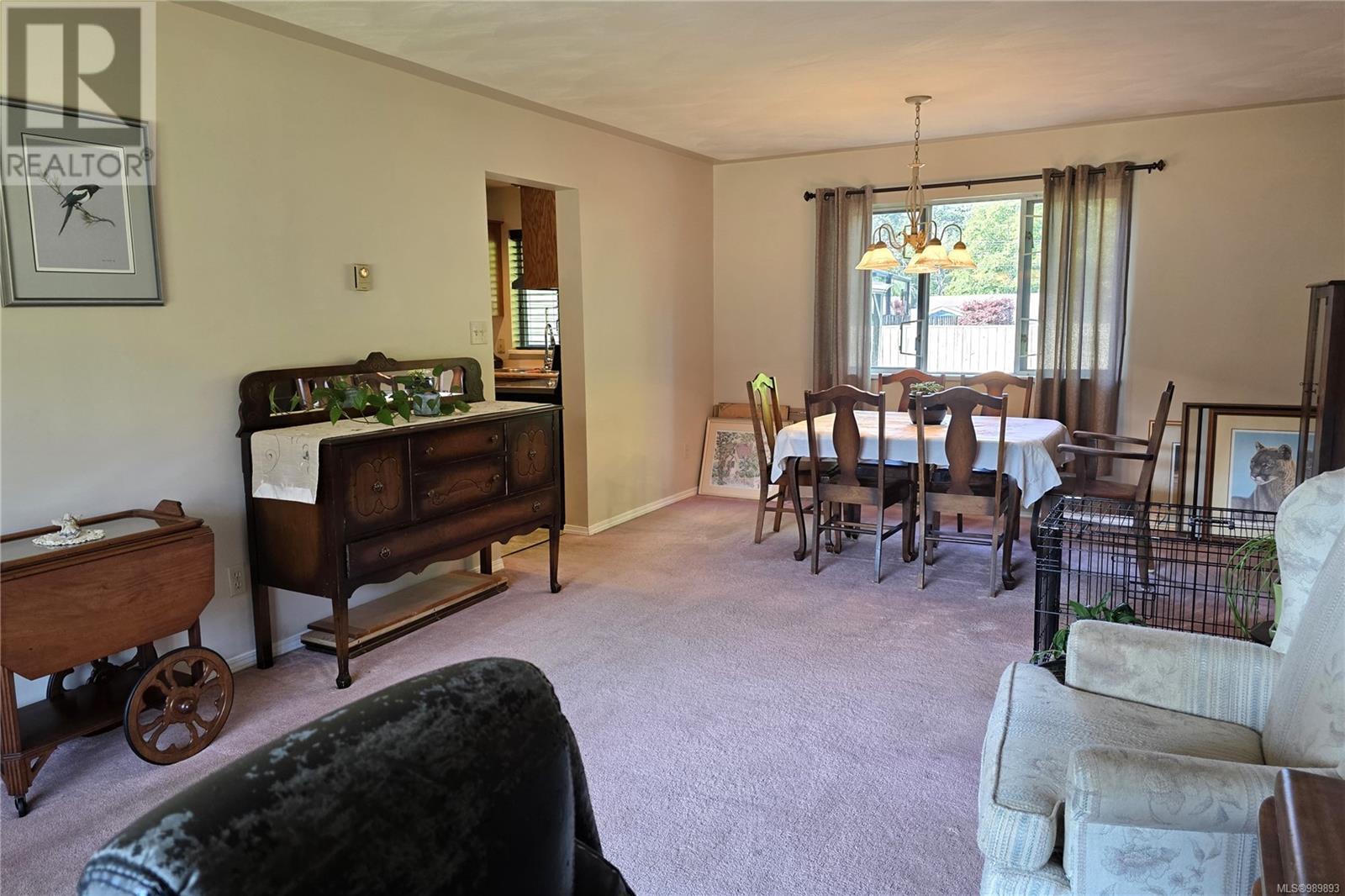 1227 Gazelle Rd Property Photo 4