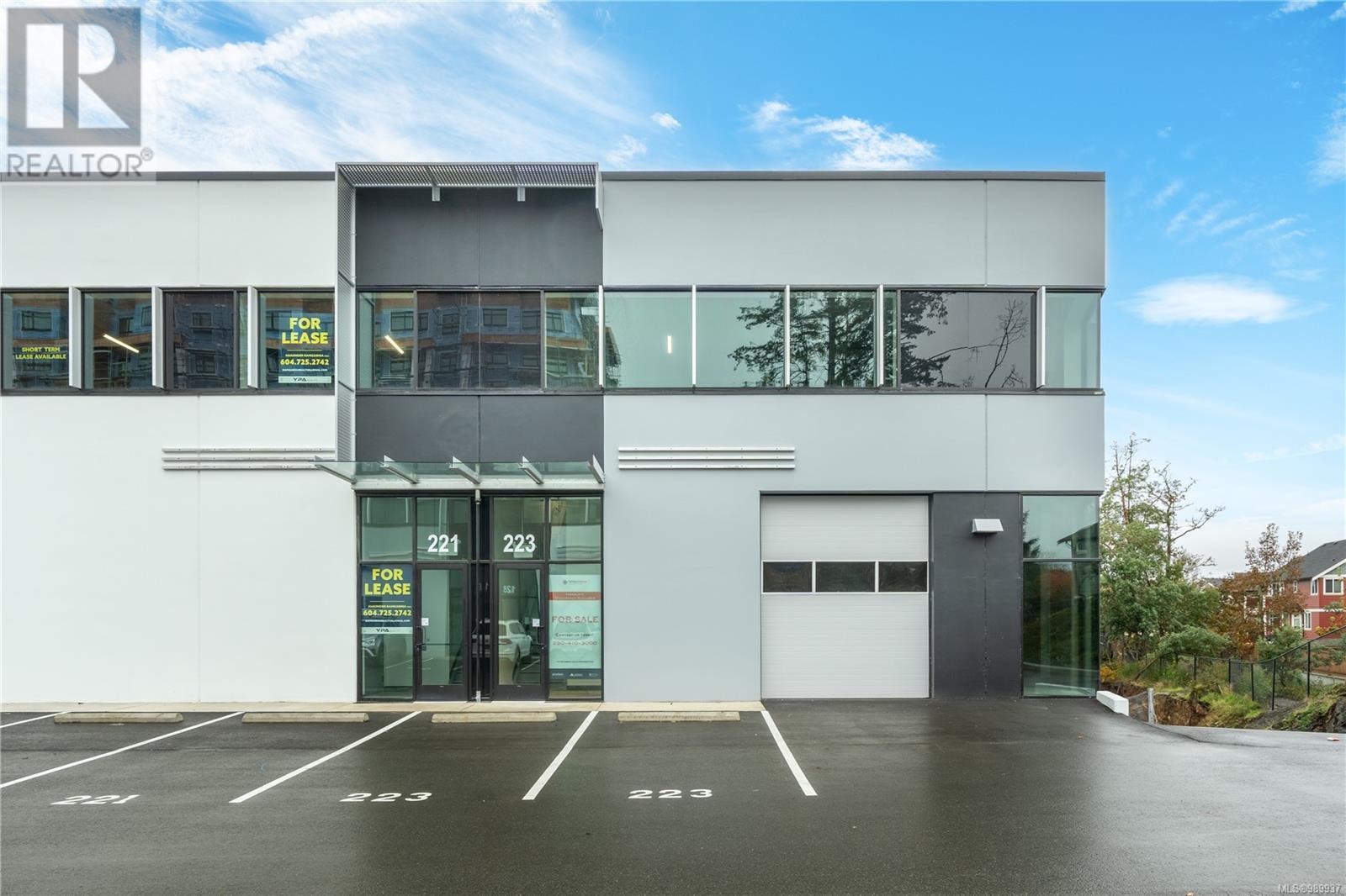 223 832 Mccallum Rd Property Photo 2