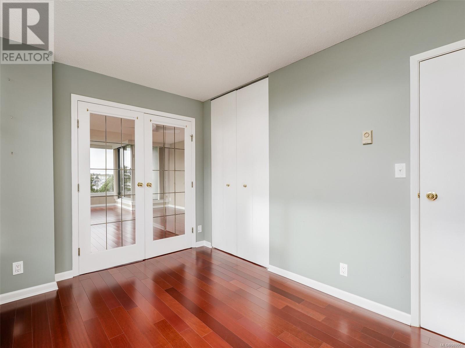 202 325 Maitland St Property Photo 14
