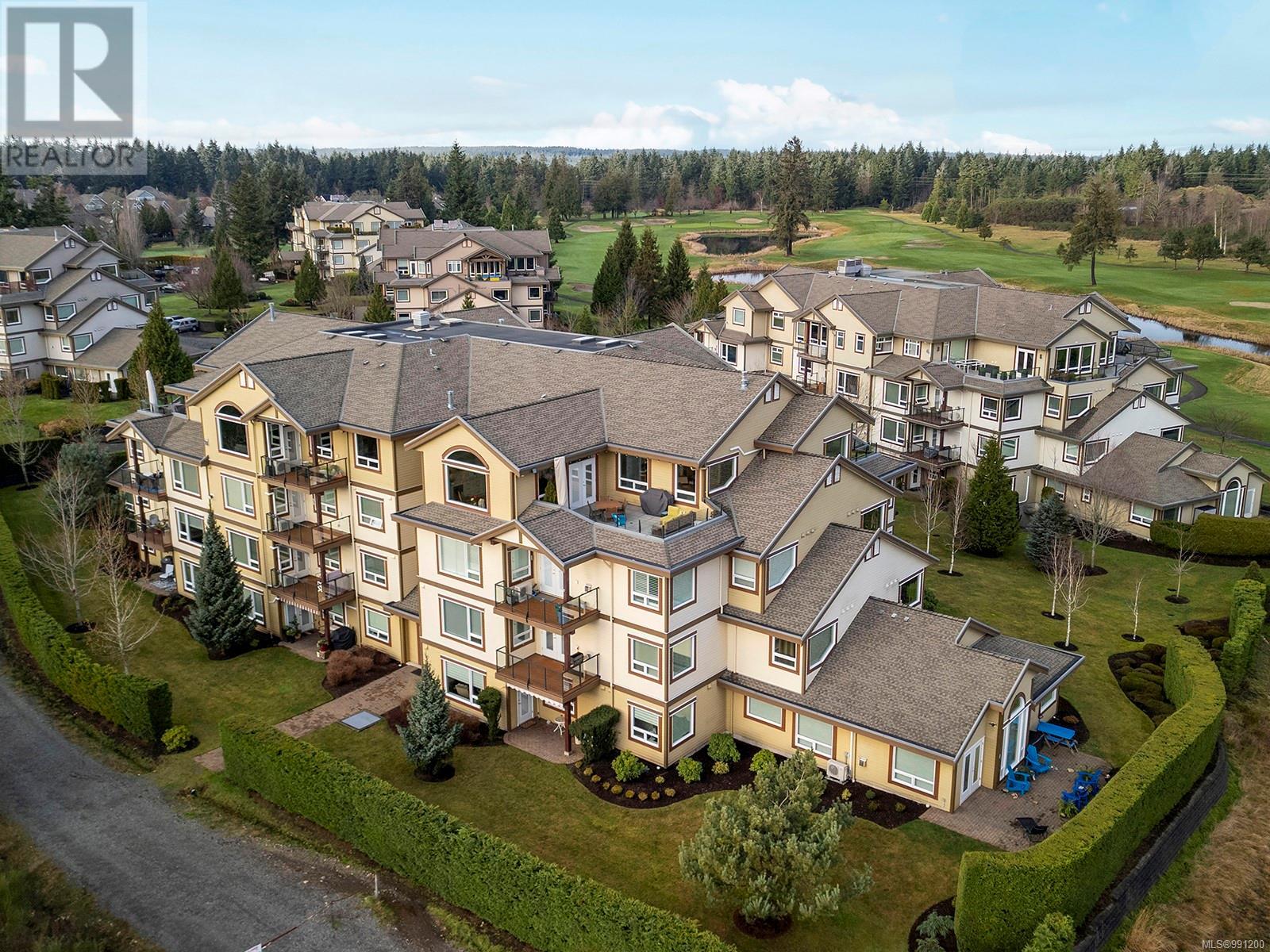 Corinthia Estates Real Estate Listings Main Image
