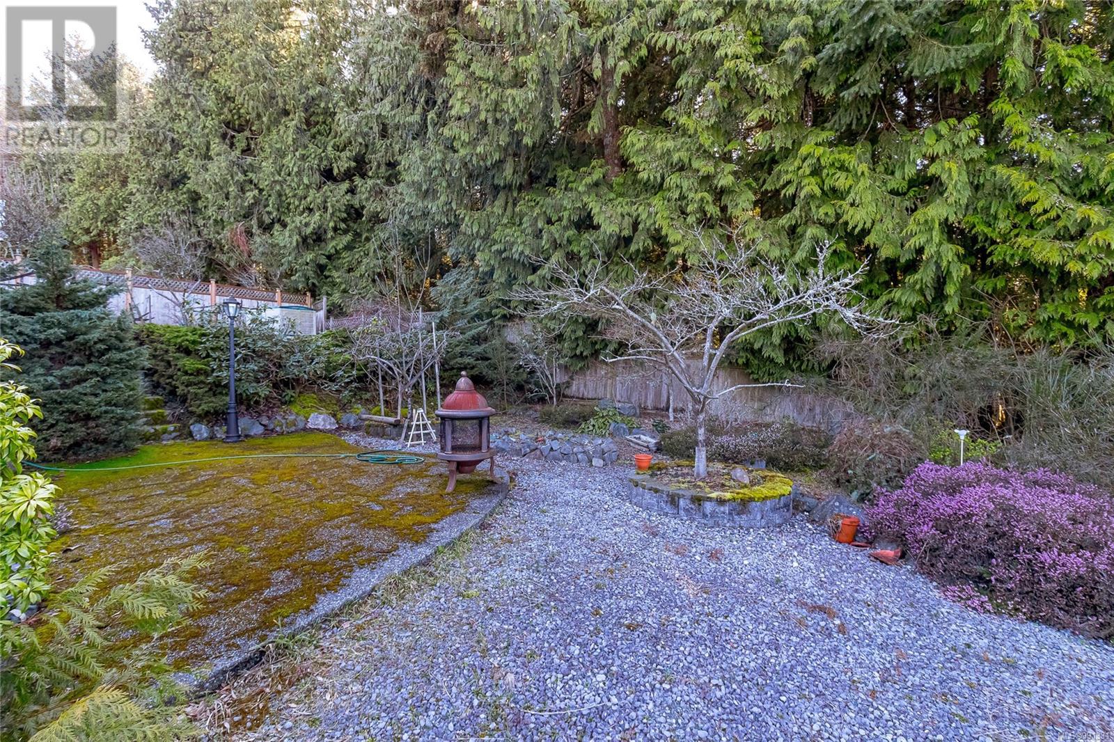 5413 Kenwill Dr Property Photo 24