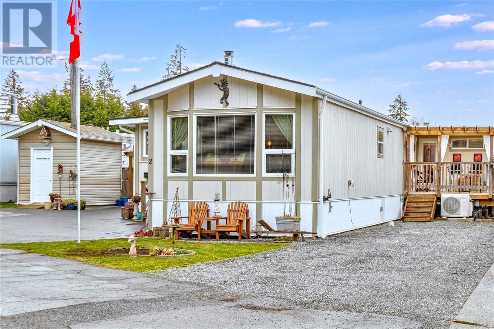 2 1572 Seabird Rd Property Photo 3