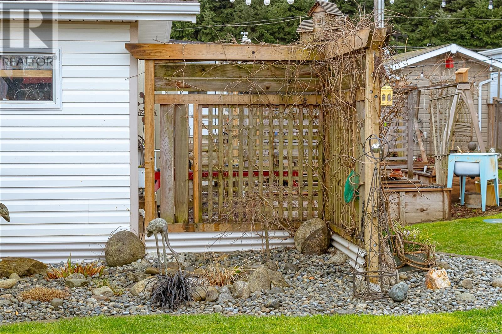 2 1572 Seabird Rd Property Photo 45